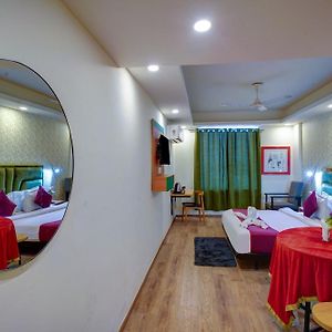 Hotel Aerostar Grand Near Yashobhoomi, Dwarka